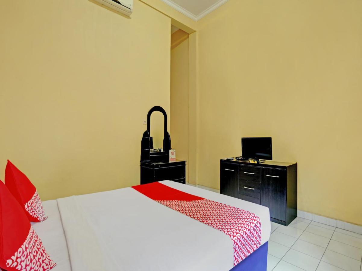 Oyo 3096 Hotel Dewi Warsiki Gilimanuk Ngoại thất bức ảnh