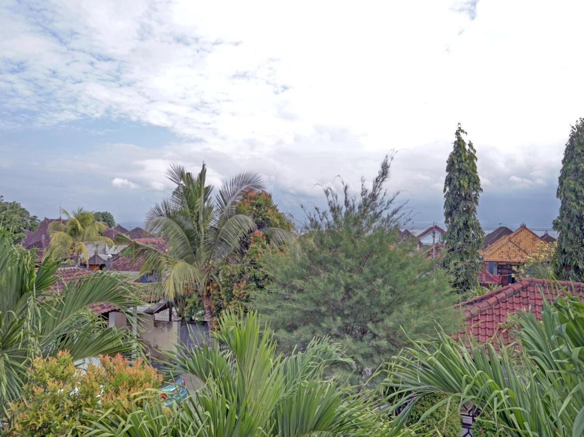 Oyo 3096 Hotel Dewi Warsiki Gilimanuk Ngoại thất bức ảnh