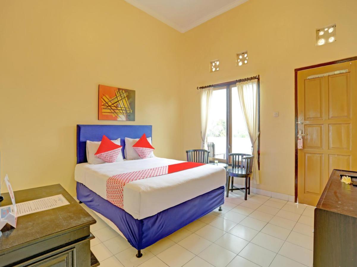 Oyo 3096 Hotel Dewi Warsiki Gilimanuk Ngoại thất bức ảnh