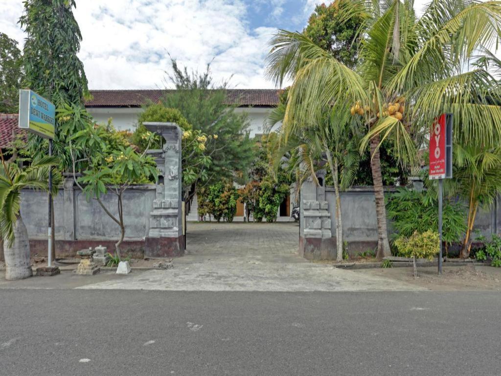 Oyo 3096 Hotel Dewi Warsiki Gilimanuk Ngoại thất bức ảnh